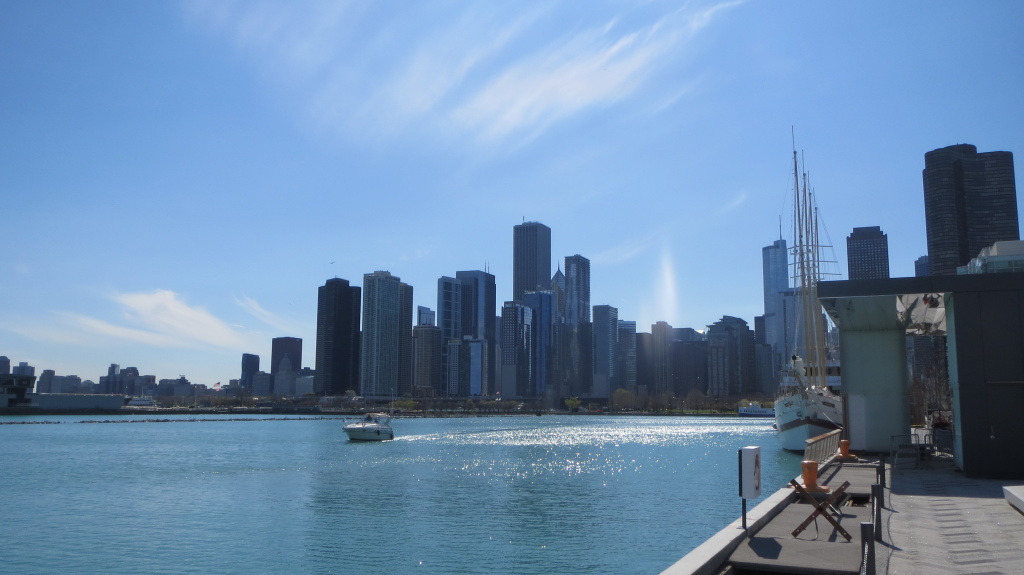 Traumhafter Ausblick auf Chicagos Downtown vom Navi Pier