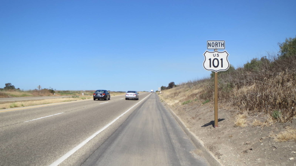 Während es auf der ersten Hälfte nur für eine Abfahrt auf die Autobahn ging, folgte ich auf der zweiten Hälfte bis zum steilen Anstieg dem Highway 101