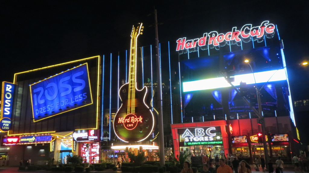 Das berühmte "Hard Rock Café" am Strip